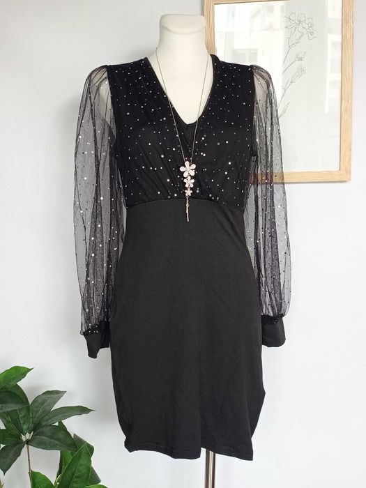 Sukienka czarna dopasowana mała czarna siateczkowy rękaw błyszcząca L