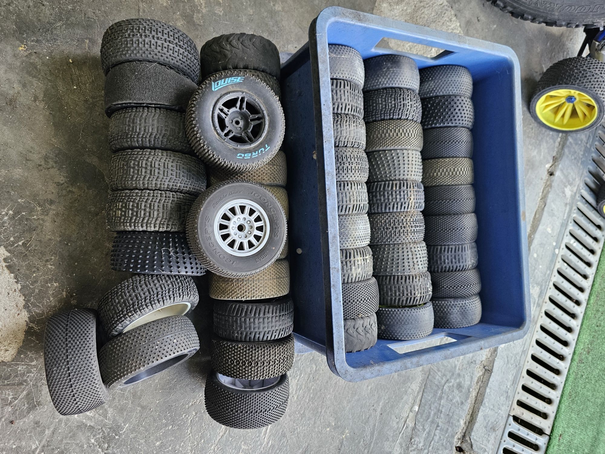 Lote de pneus carro telecomandado rc