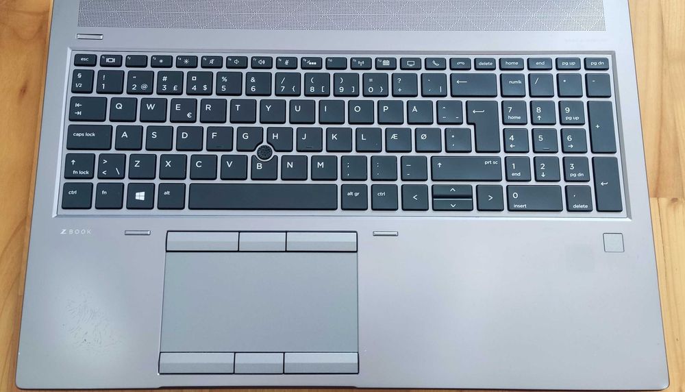 hp zbook 15 g5 i7-8850h, 6 core, 16gb ram ,ssd nvme, win 10/11