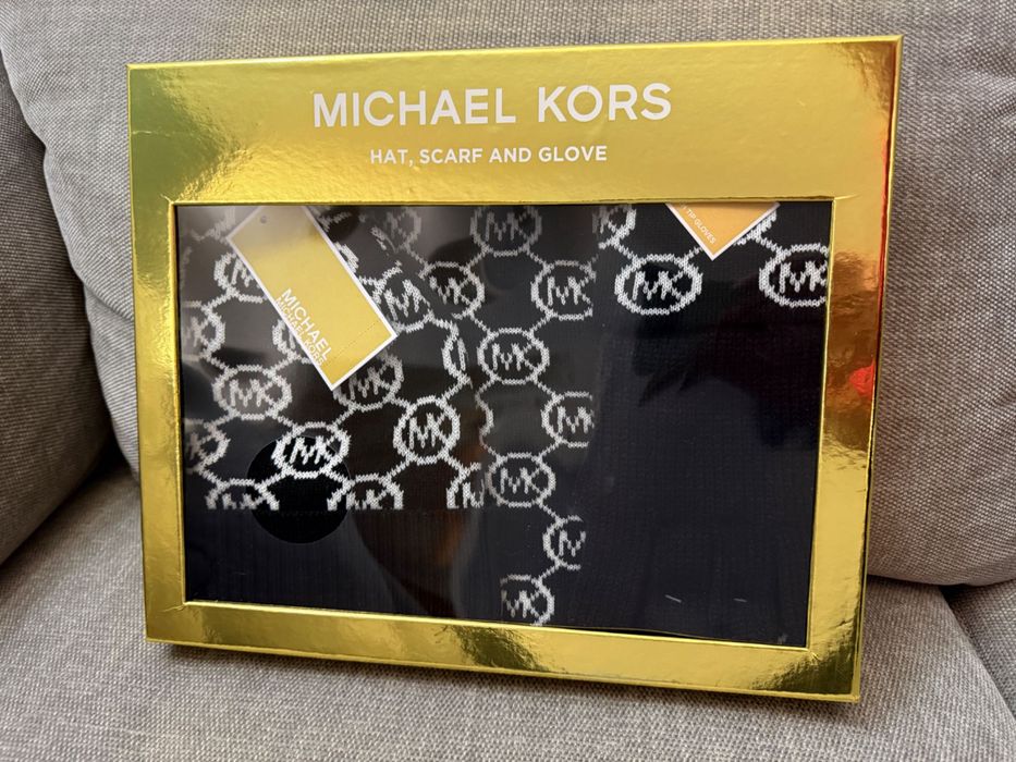 Michael KORS zestaw czapka, szalik, rękawiczki