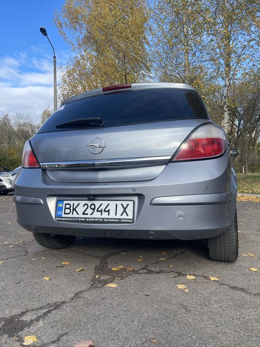 Opel Astra h 1.8 автомат