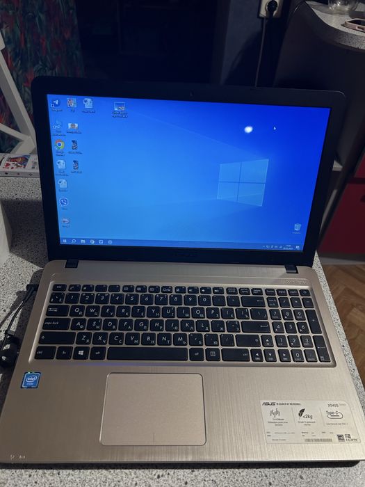 Продам ноутбук Asus X540S, установлен SSD