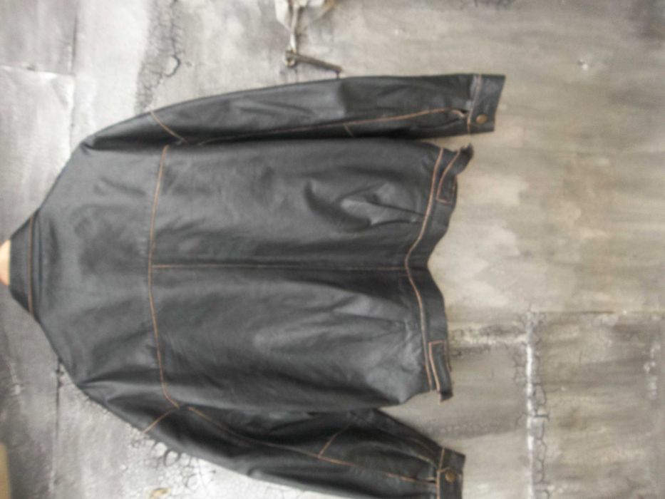 Брендовая, кожаная куртка. р. 56. идеал.