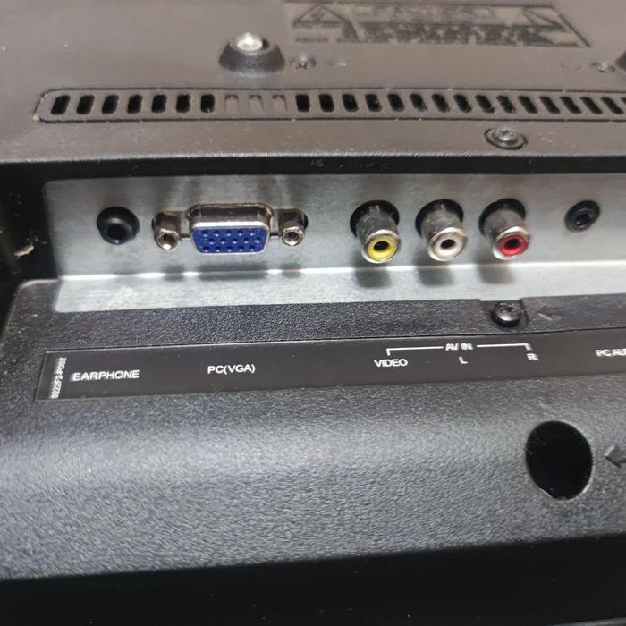 Akai 24  T 2;. . В гарному станi