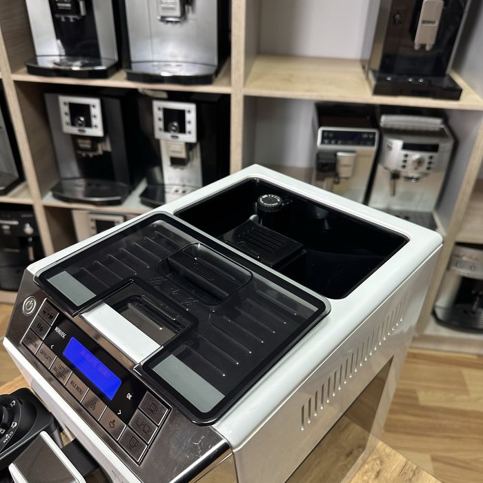 Кавомашина Delonghi Eletta Cappuccino Top ECAM 45.760.W