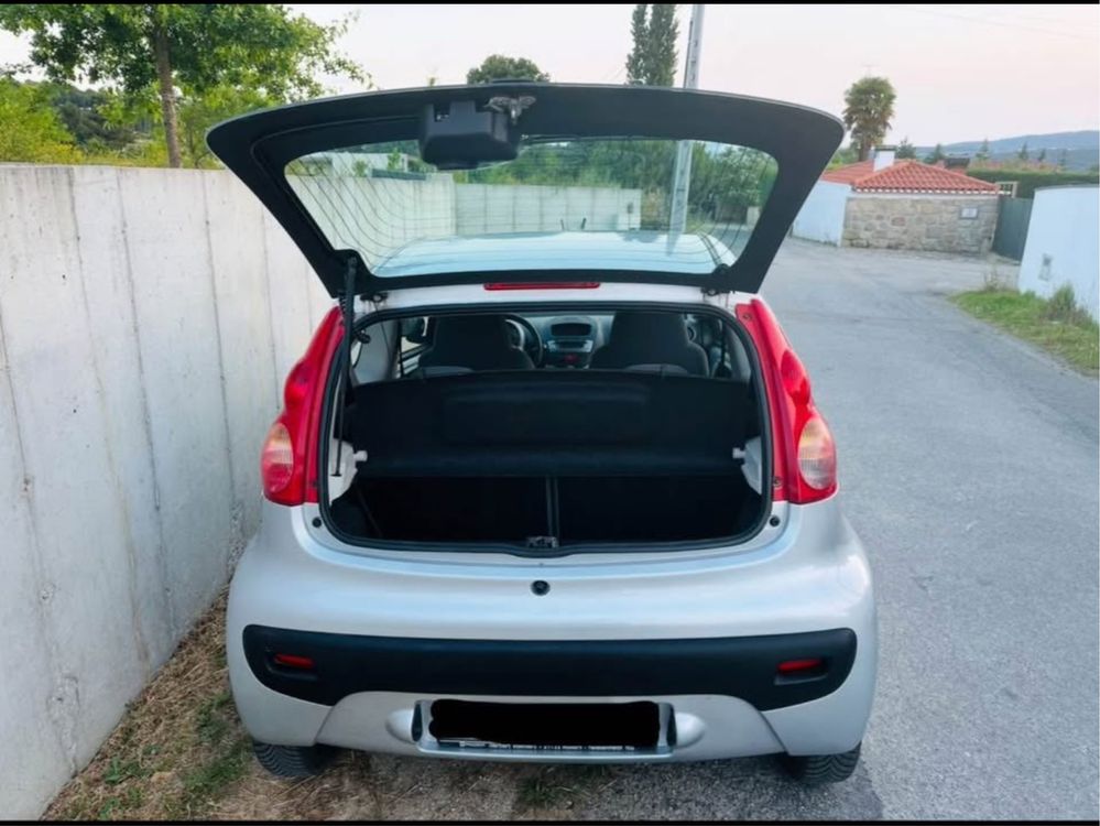 Peugeot 107 1.0 gasolina