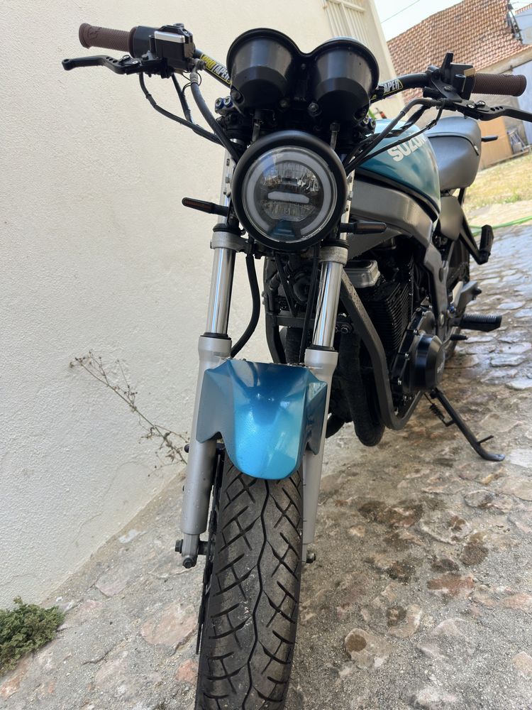 Suzuki gs500e modificada