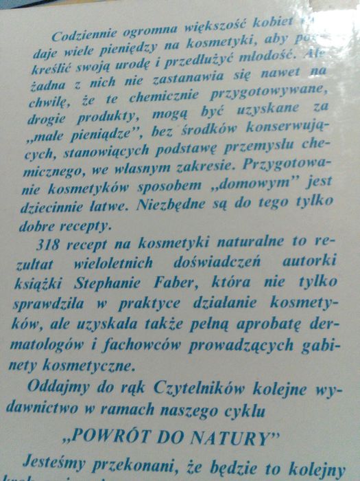 37.  książka ,,Kosmetyka naturalna"