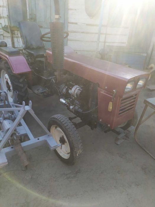 Продам трактор Синтай-200