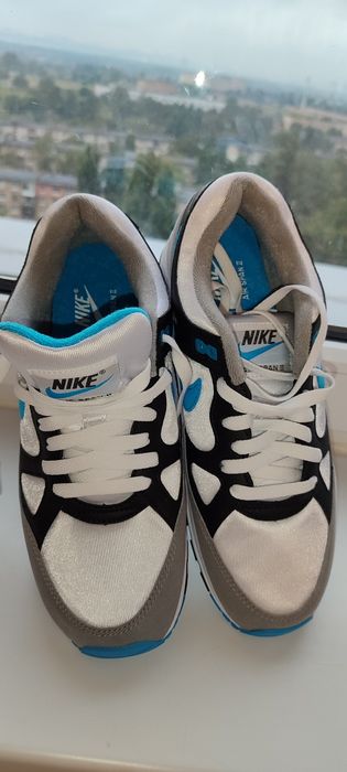 Кросівки nike чоловічі нові розмір 42 абсолютно нові