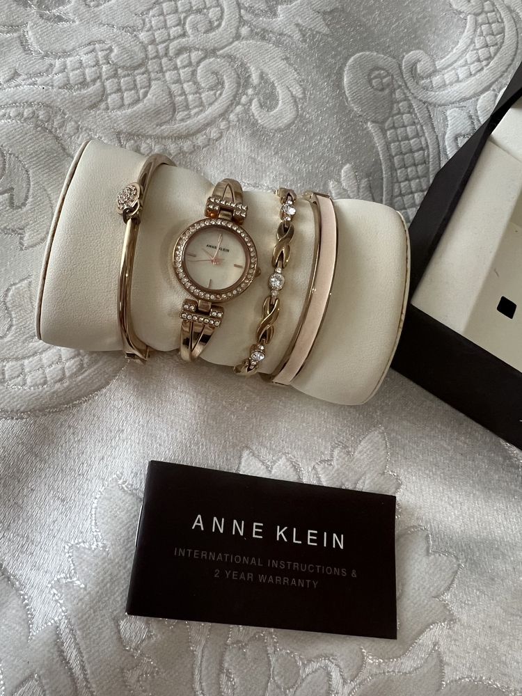 Часы ANNE KLEIN +браслет