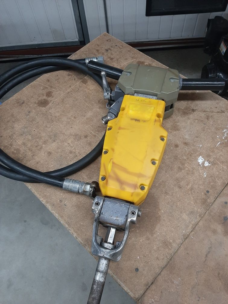 Wiertarka pneumatyczna do skał kamienia betonu Atlas Copco SRD 25E h22