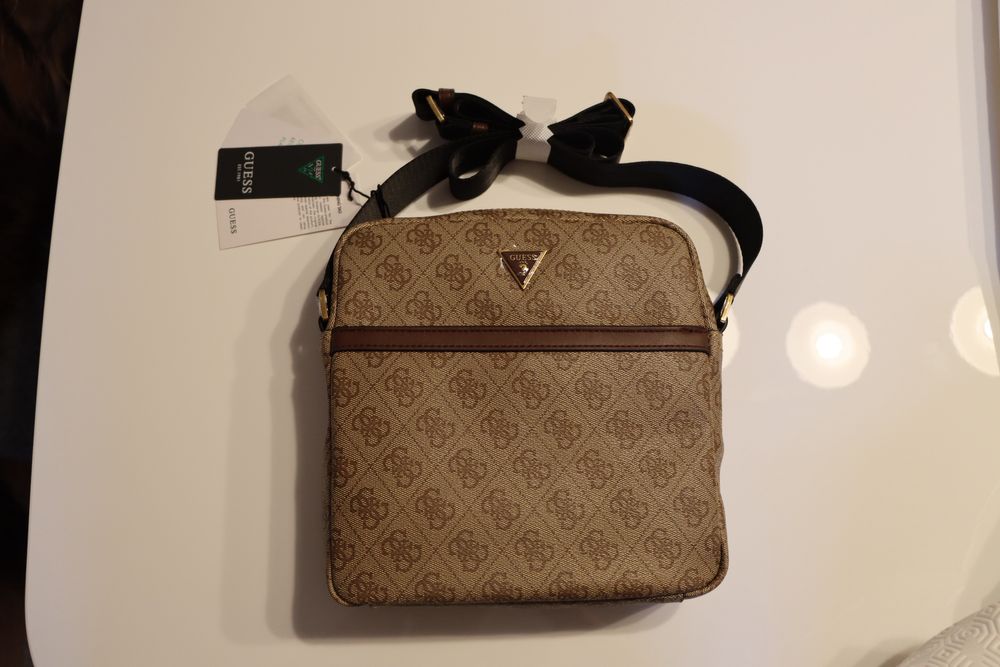 GUESS bolsa beje