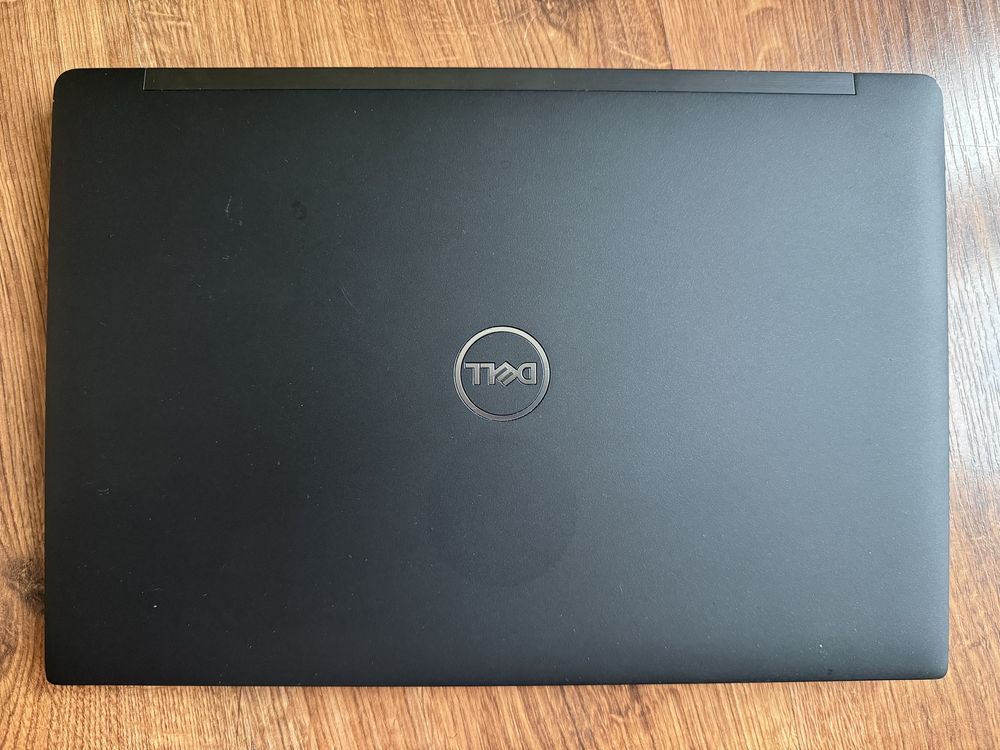 Laptop DELL Latitude 7390 i7-8650U/16GB/512GB/13,3"FHD/SC/Win11 Pro FV