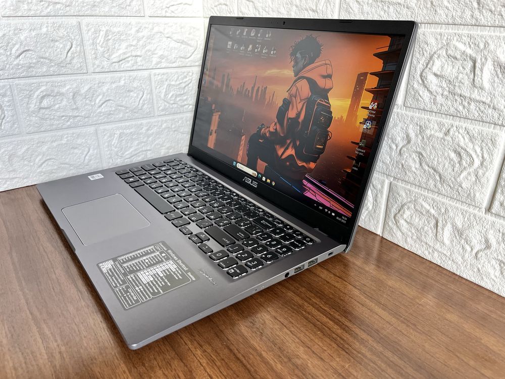 Мощный Asus + топовый Core i7 + IPS + девайсы + игры (есть видео)