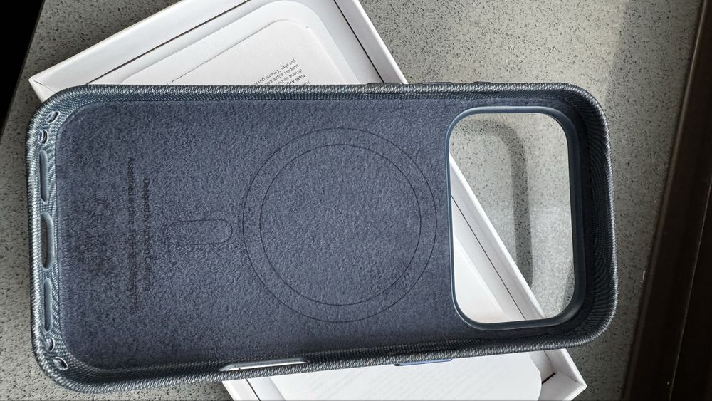 Case Iphone 17 Pro TechWoven