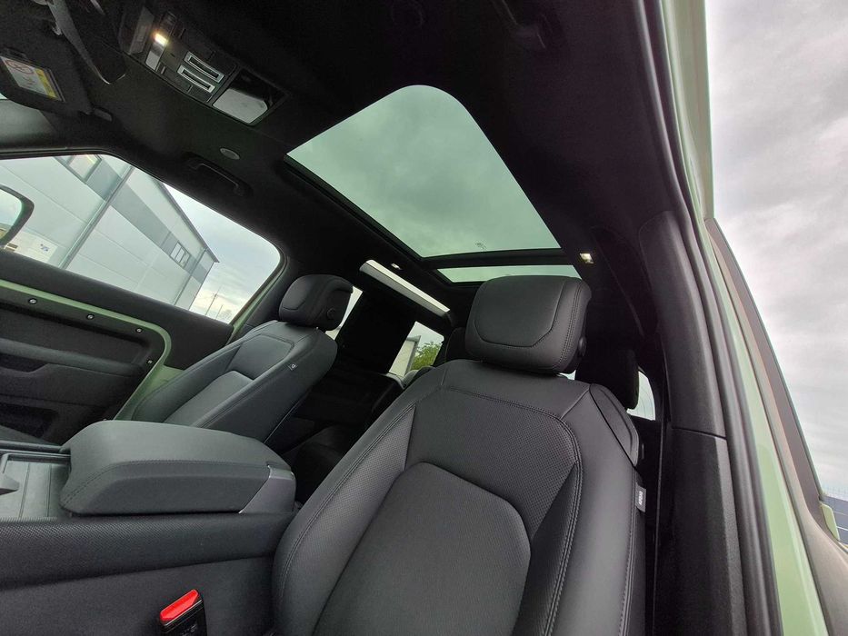 Syndyk sprzeda LAND ROVER Defender 2.0 MR'20 E6d WU6340P