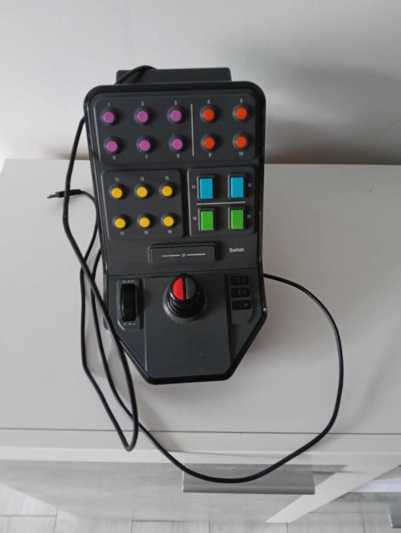 kierownica logitech Saitek +panel