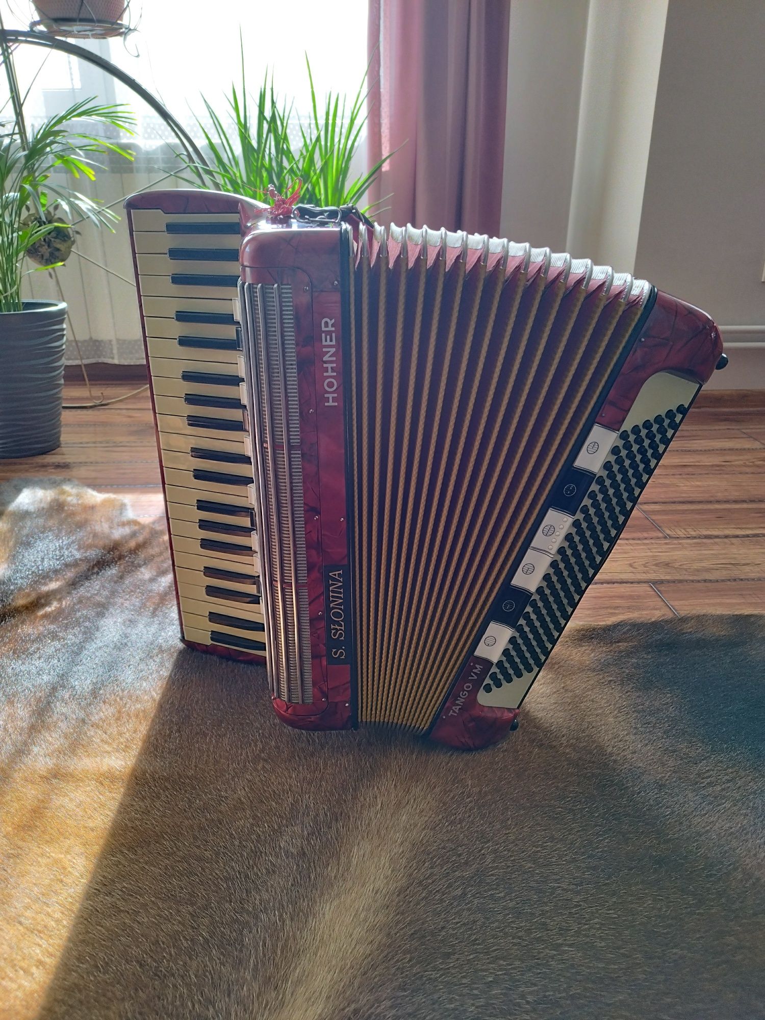 Akordeon Hohner Tango VM 120bas