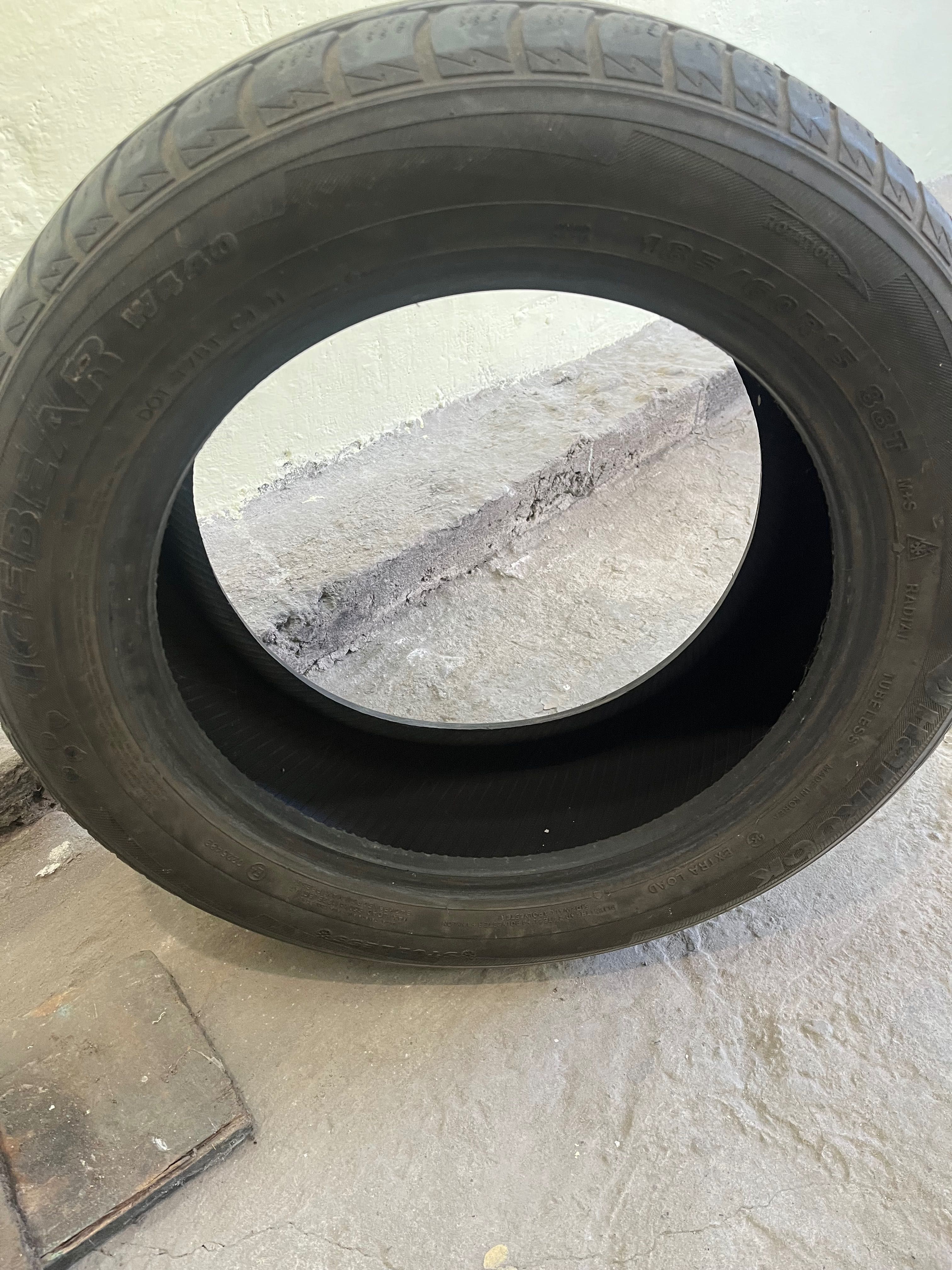 Продам шины Hankook 185/60 r15 2006 г.