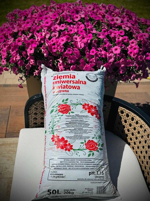 Kora sosnowa Drobna Sortowana Premium Ziemia Torf Podłoza