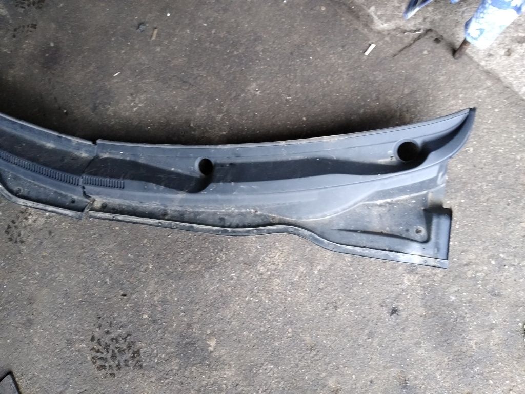 Podszybie plastikowe toyota corolla verso oryginał 04-09r Europa