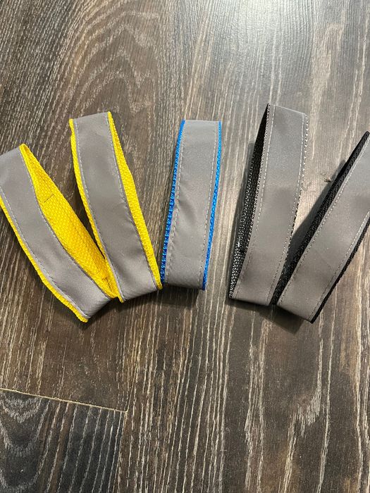 Світловідбиваюча стрічка на рукав