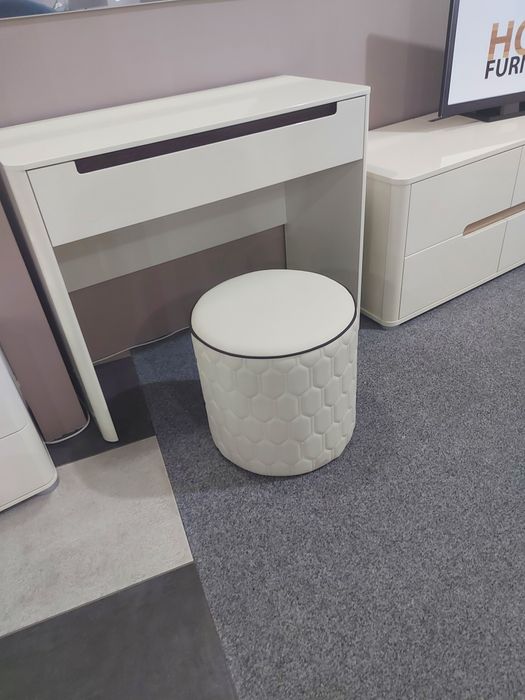 Комод. Тумба. Столик с зеркалом. Аква родос