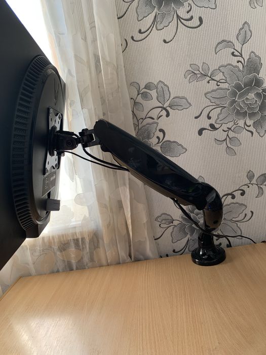 Ігровий монітор, LG Ultragear 24GN60R-B, 24 дюйма, +Кронштейн.