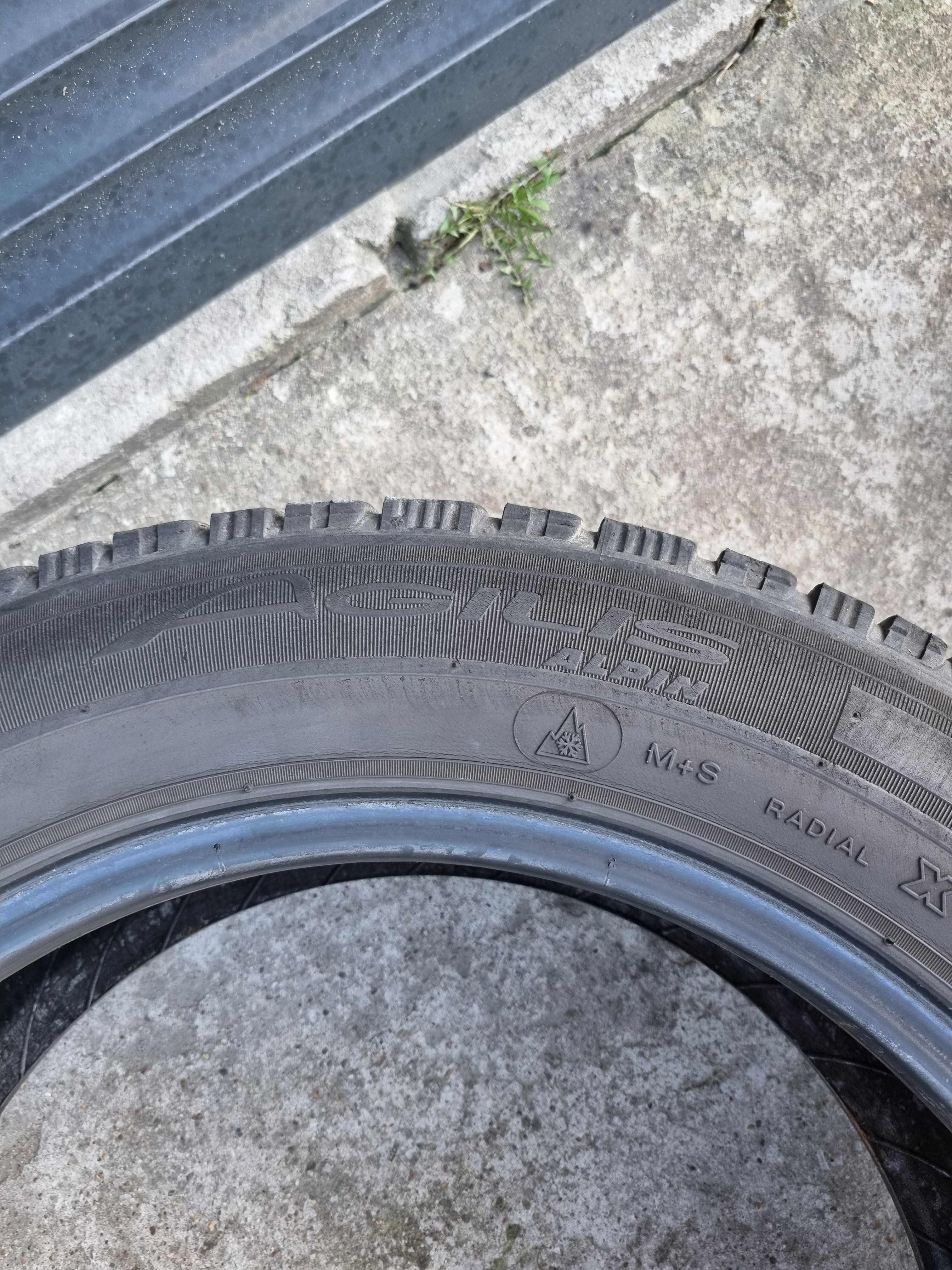 Opony zimowe MICHELIN Agilis Alpin 215/60 R17C 104/102H 2017 PARA P48