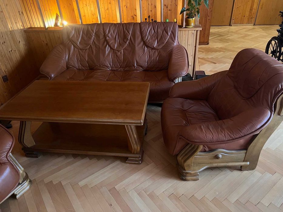 Zestaw wypoczynkowy (ława, sofa, 2 fotele)