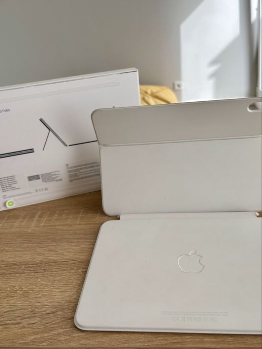 Apple Magic Keyboard Folio