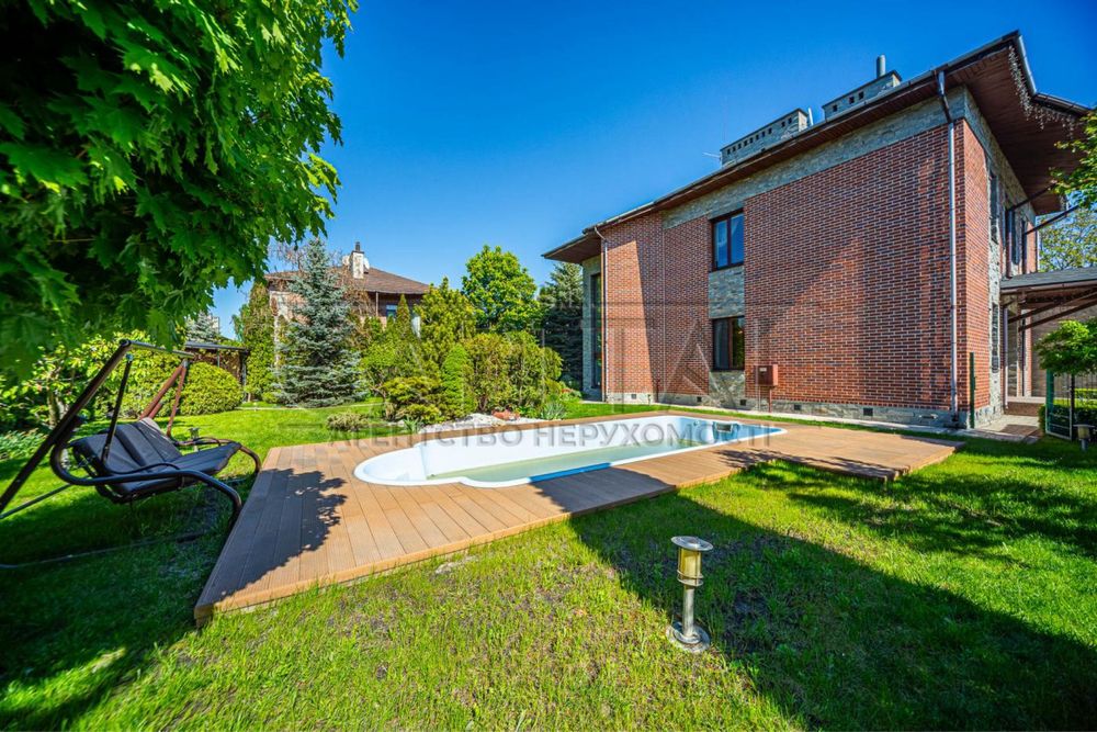 Оренда дизайнерського будинку 441m2 в КМ "Сонячна долина" с. Романкiв