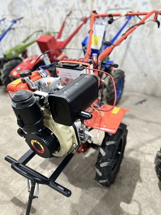 Мотоблок Zubr XA-31 E