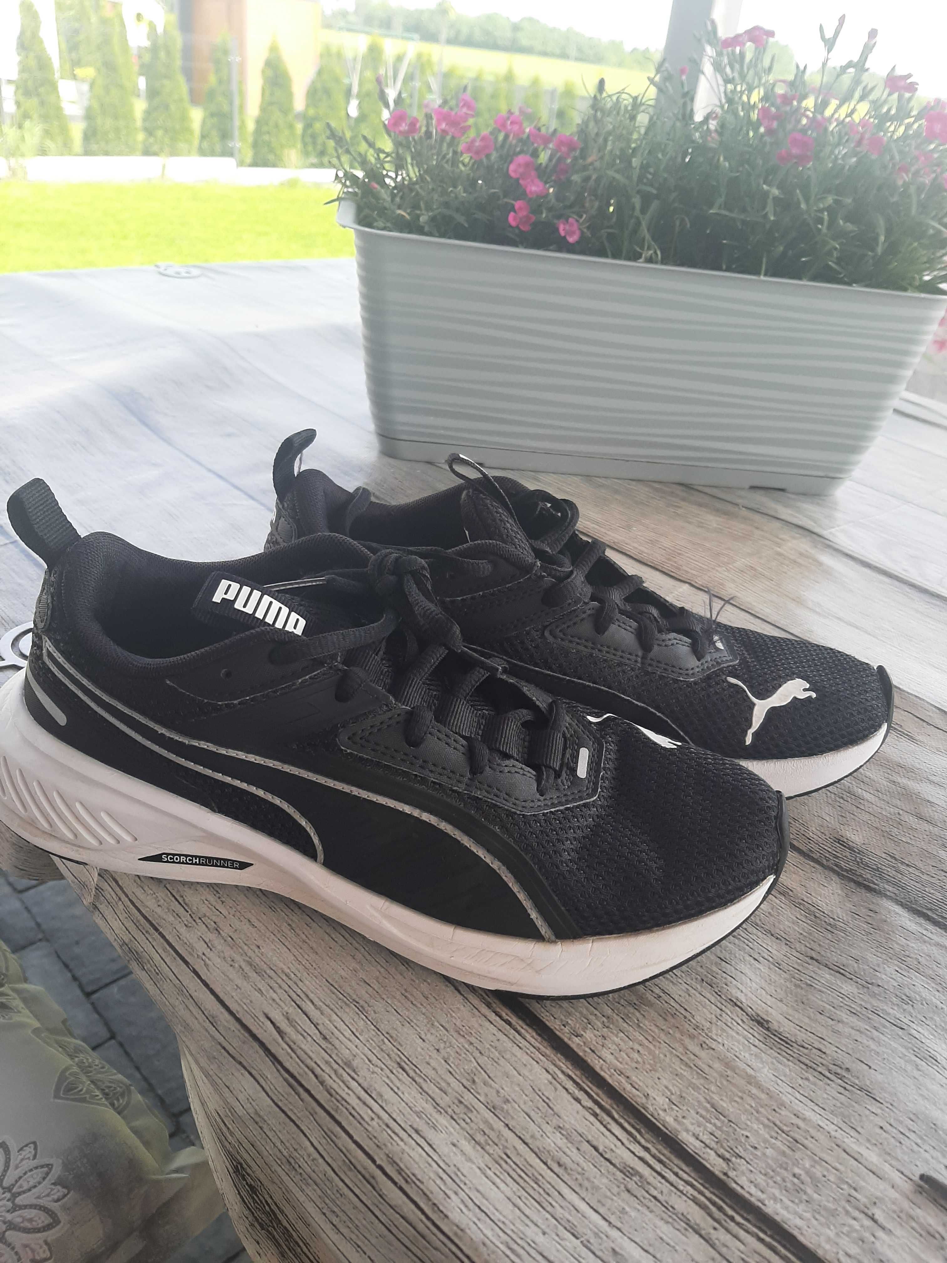 Buty sportowe PUMA r 37.5 czarne kobiece