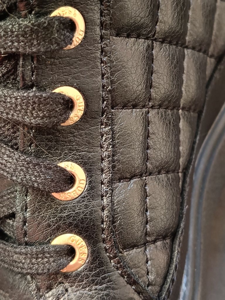 Sprzedam buty Guess