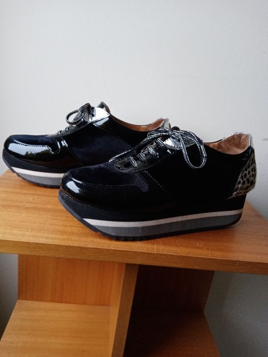 Sapatilhas Mulher em Pele