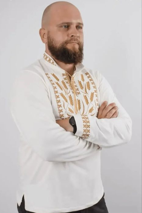 Вишиванки Фемелі Лук