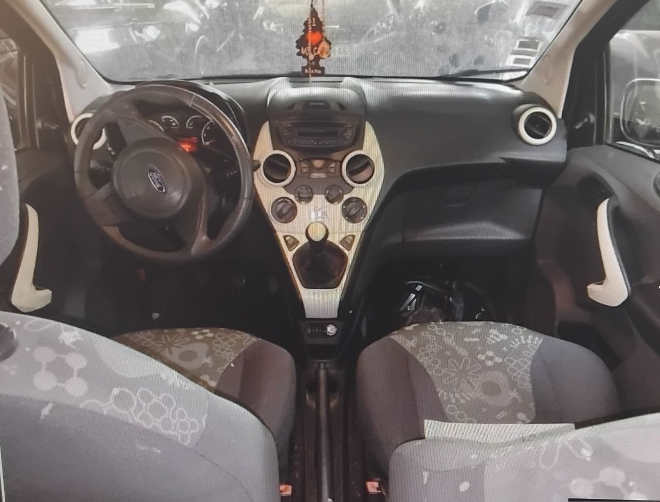 Vendo Ford ka 1.2 nacional 2015 com 69000 km salvado acidentado batido