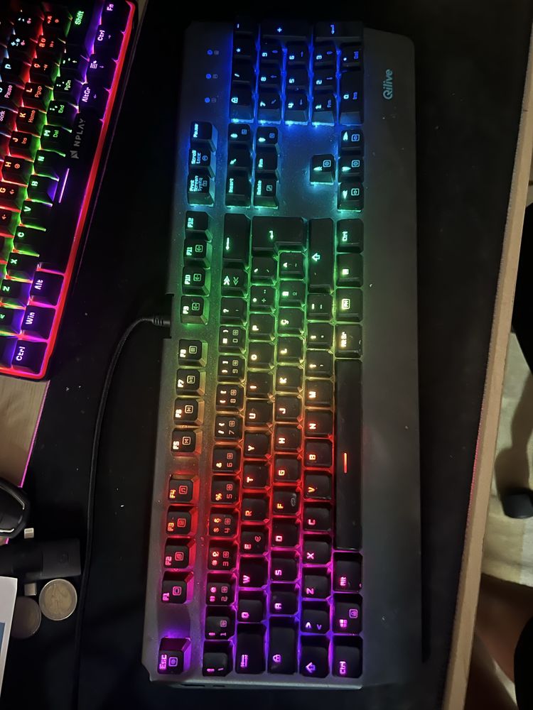 Teclado Qilive em bom estado