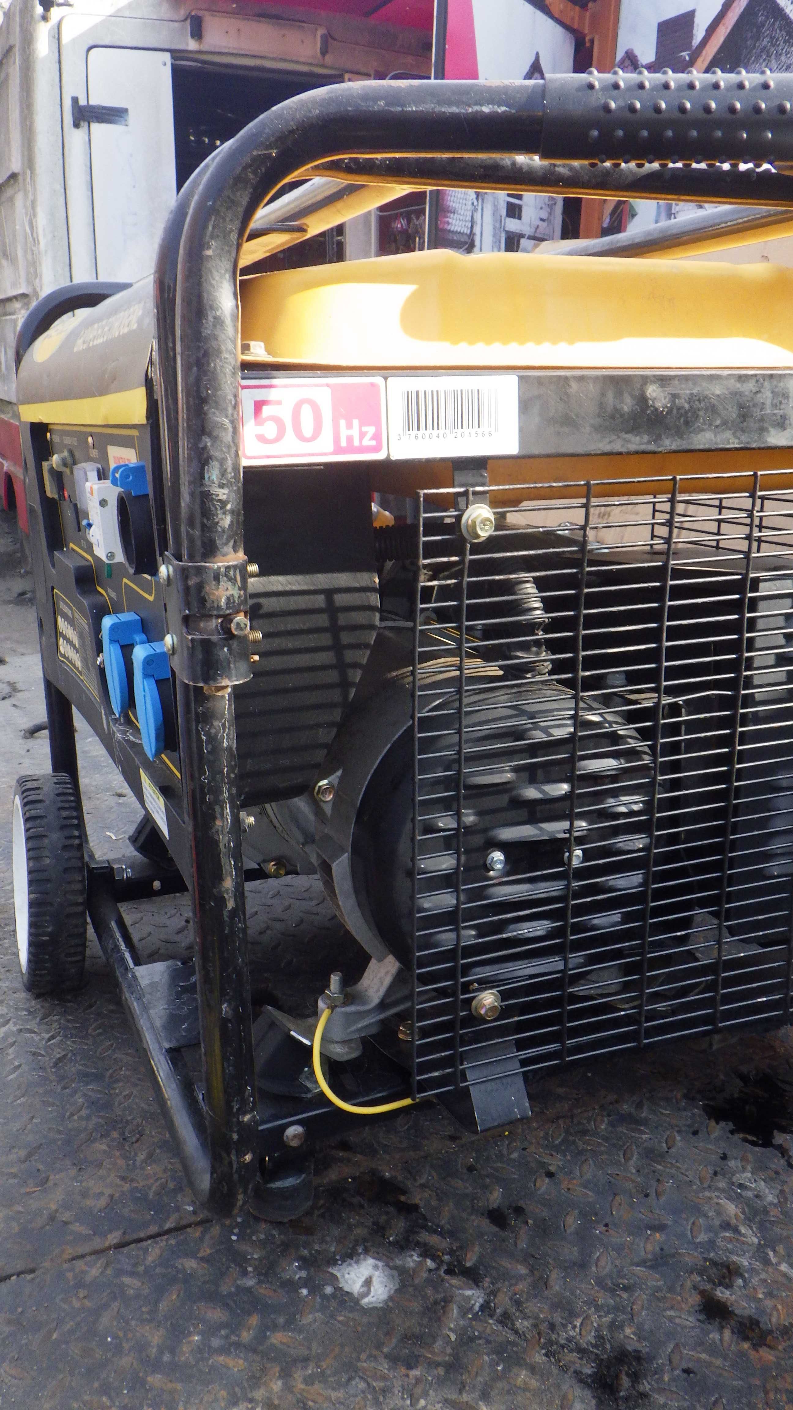 Agregat Prądotwórczy Generator Pradu 5. 5 Kva Oryginalny , Sprowadzony