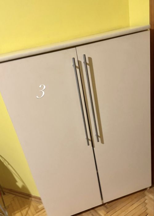 Шафи (3шт) можна придбати окремо