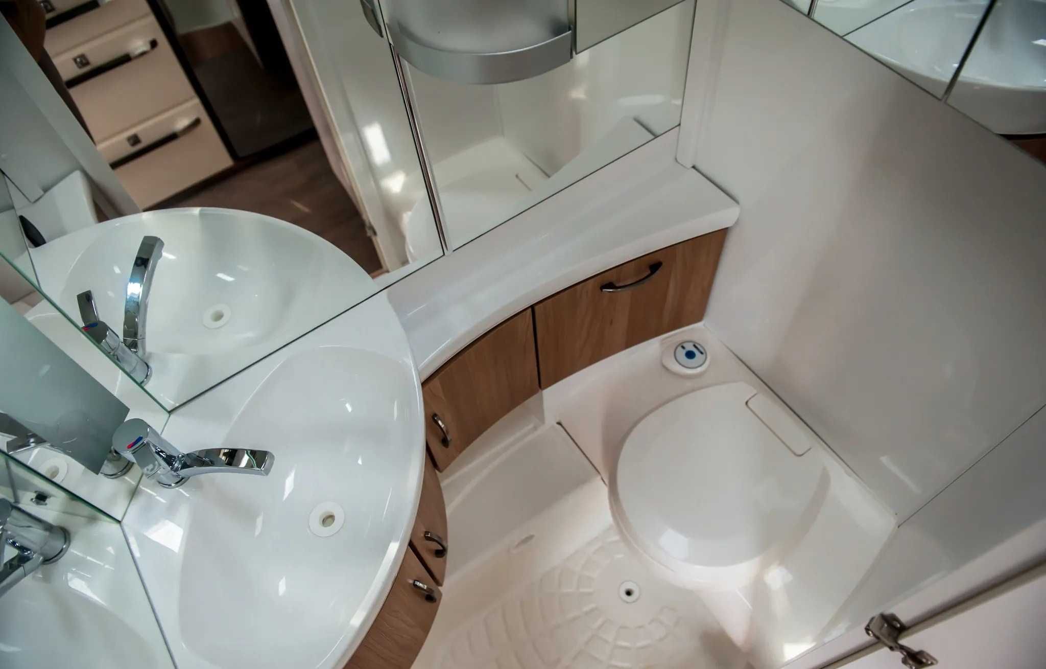 Nowa Przyczepa Kempingowa Hobby 4 osobowa Wynajem Klima Mover