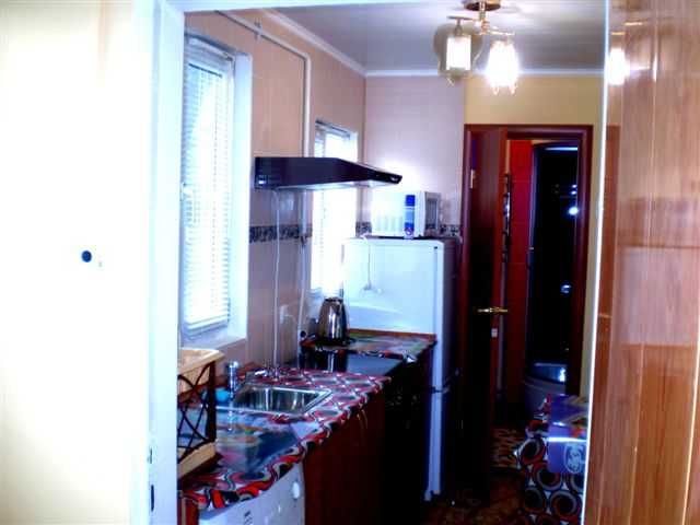 Посуточно 1 к.кв.Соборная/Макдональдс WI-FI, 2 кровати, докум, центр,