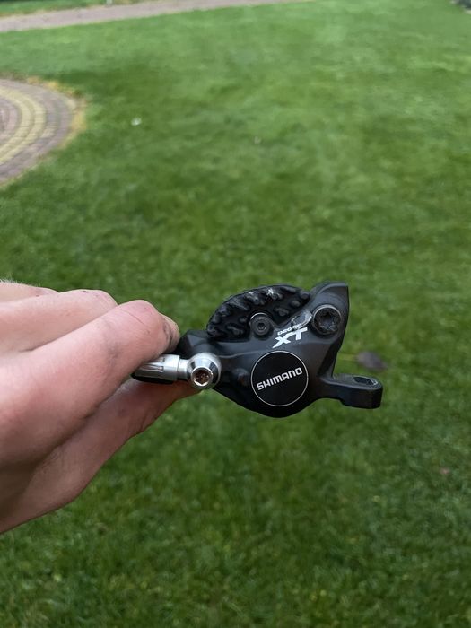 Hamulec przedni Shimano Deore XT srebrny (magura sram hope avid tektro