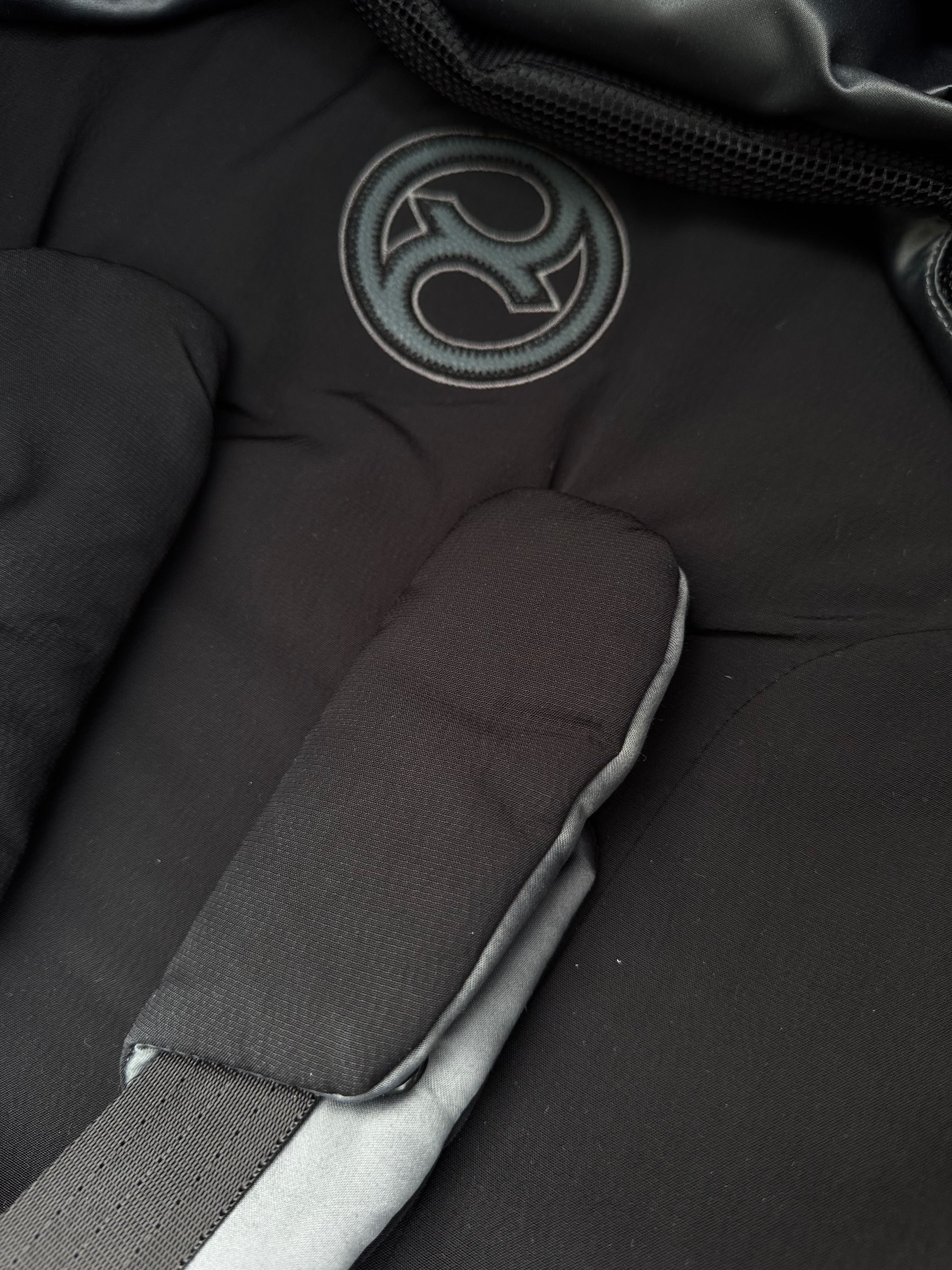 Cybex Priam 4 Deep Black Rose Gold