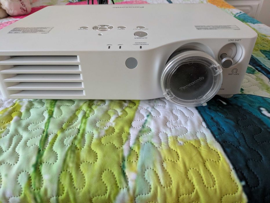 Televisão sony bravia + projetor