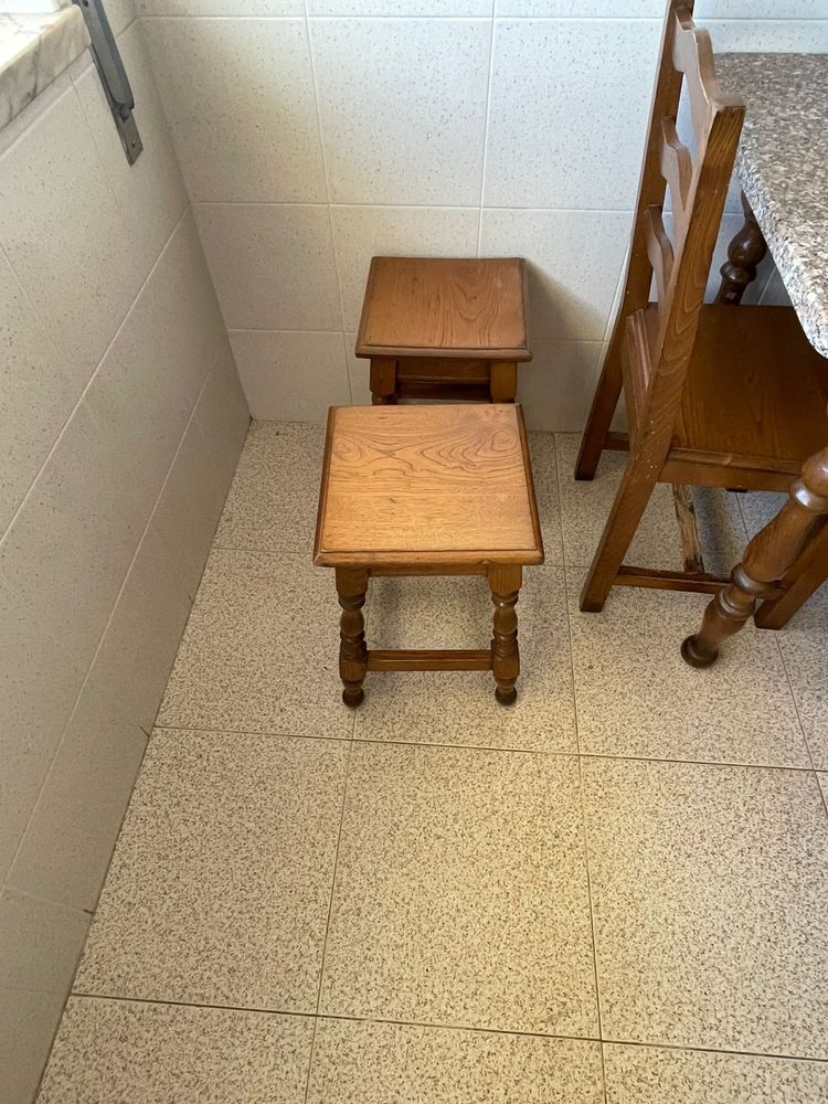 Mesa jantar com tampo em granito
