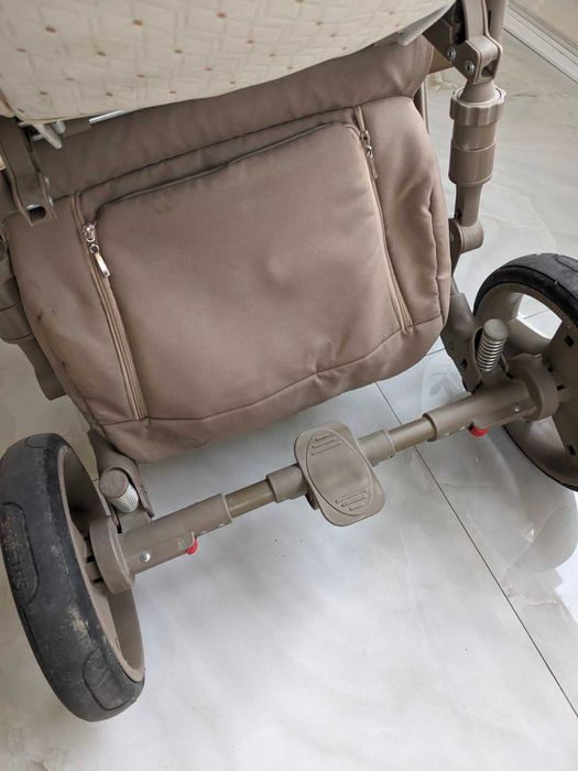 Коляска Avenger для прогулянок