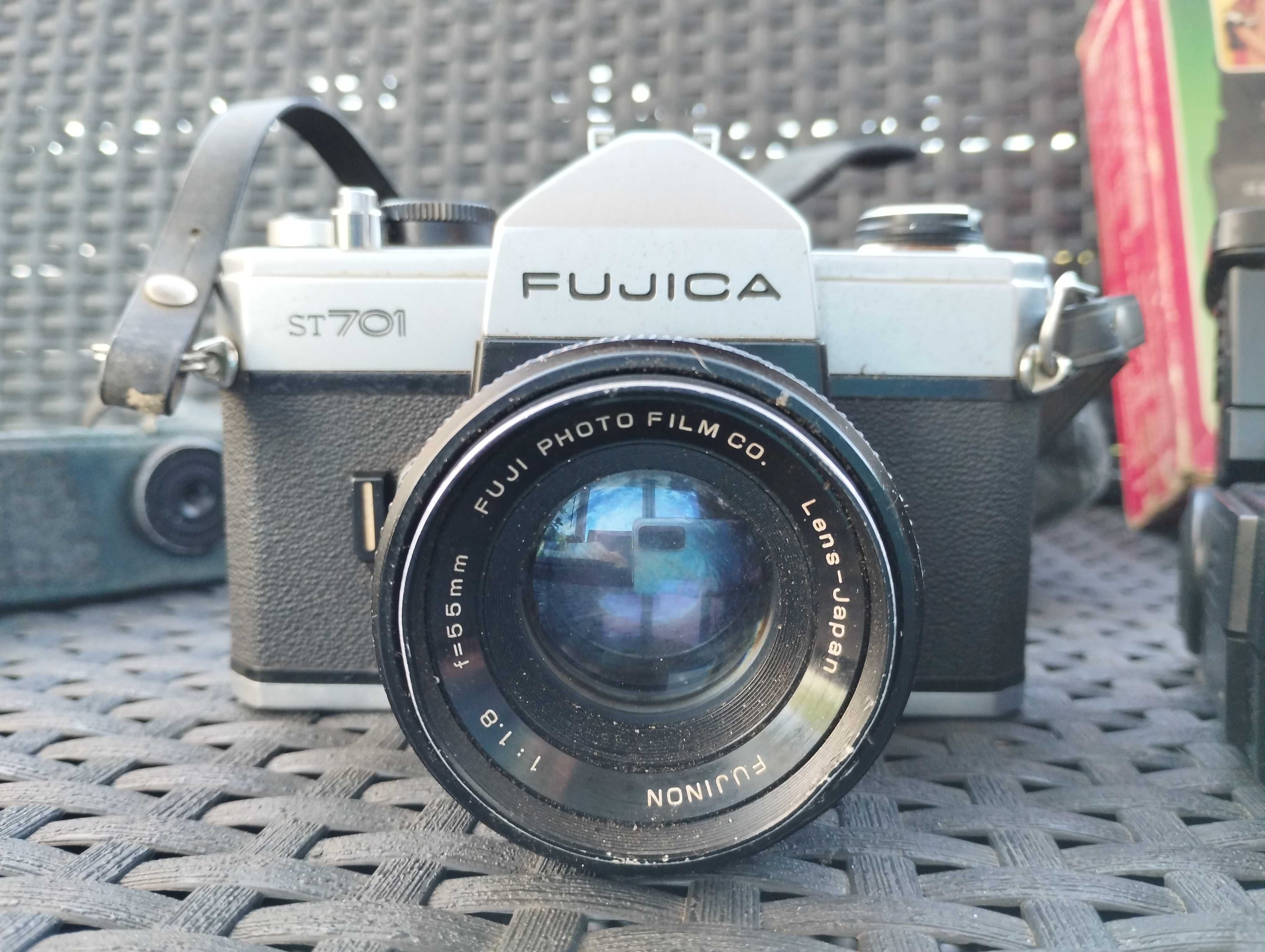 Máquina Fotográfica Fujica ST701 + Flash Posso ATD25